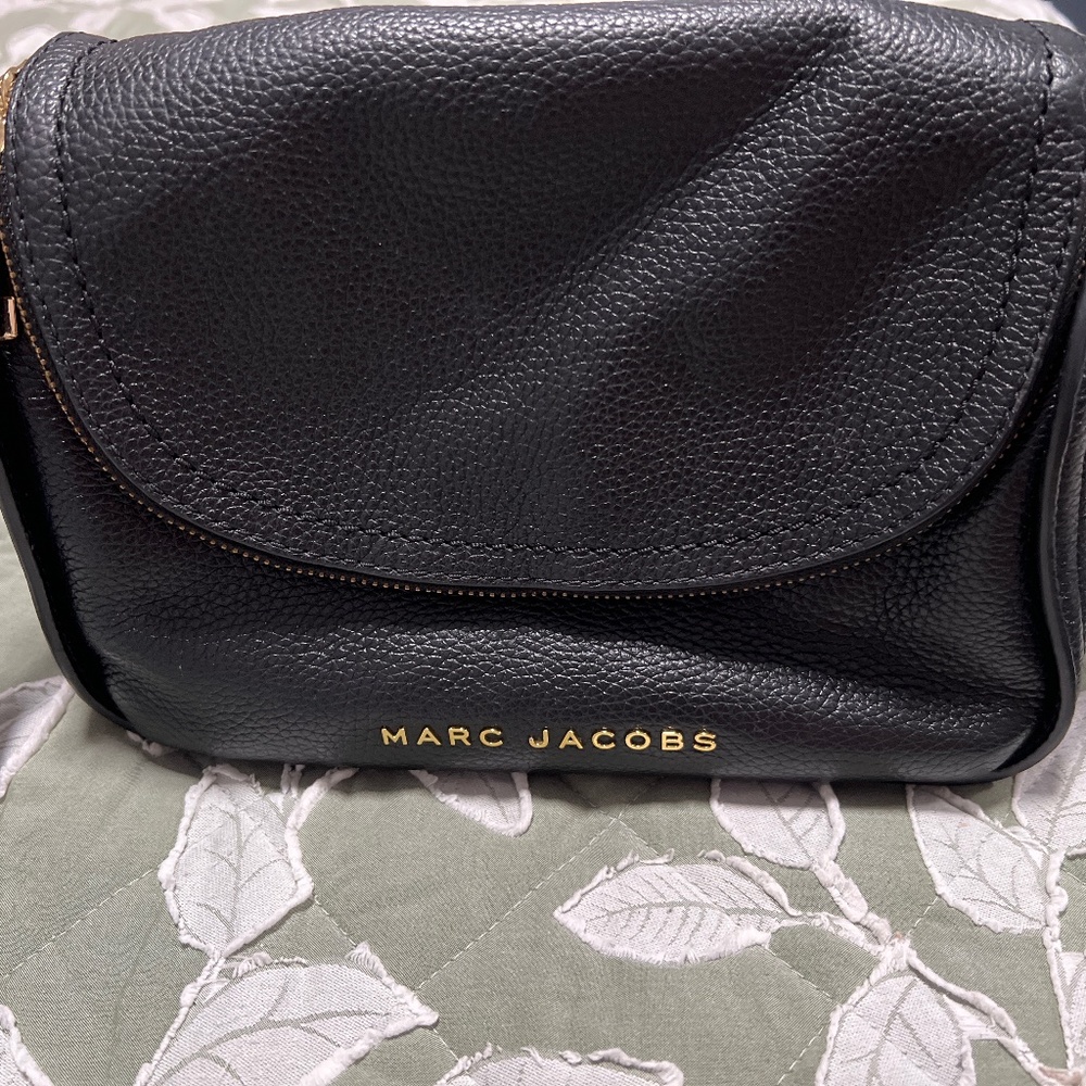 Marc Jacobs mini groove crossbody bag